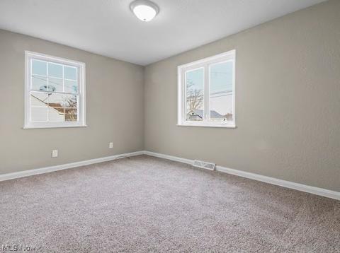 571 Poland Ave, Struthers, OH 44471 photo 9