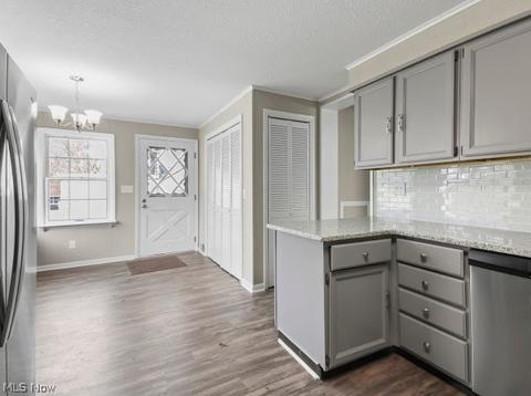 571 Poland Ave, Struthers, OH 44471 photo 4