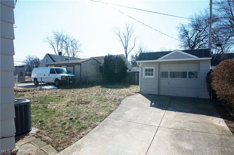 5415 Morningside Dr, Parma, OH 44129 photo 31