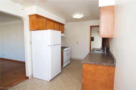 5415 Morningside Dr, Parma, OH 44129 photo 7