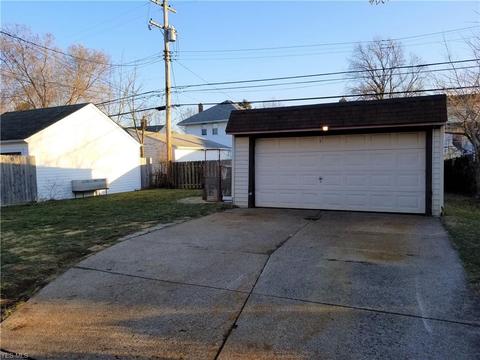 6903 Charles Ave, Parma, OH 44129 photo 24
