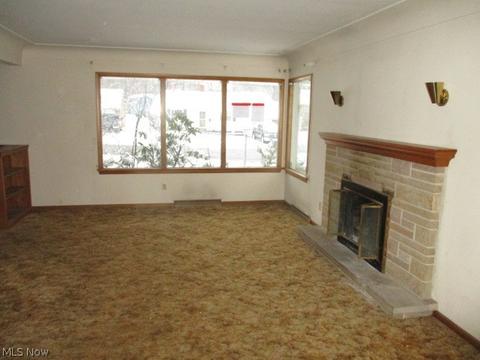 544 Poland Ave, Struthers, OH 44471 photo 2