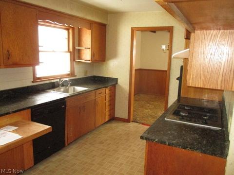 544 Poland Ave, Struthers, OH 44471 photo 3