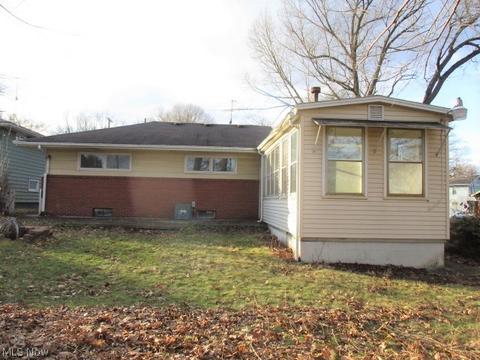 544 Poland Ave, Struthers, OH 44471 photo 14
