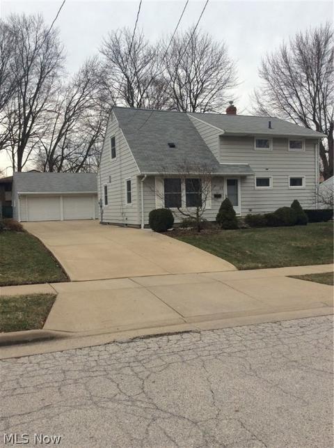 33 Pinehurst Rd, Munroe Falls, OH 44262 photo 1