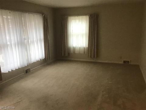 33 Pinehurst Rd, Munroe Falls, OH 44262 photo 9