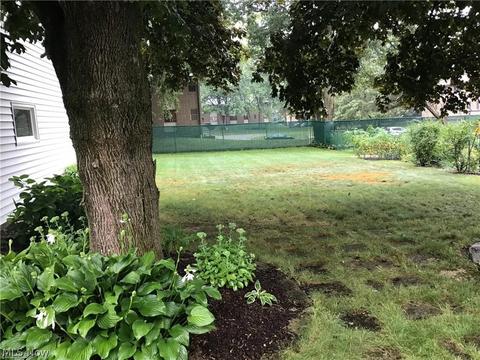 33 Pinehurst Rd, Munroe Falls, OH 44262 photo 5