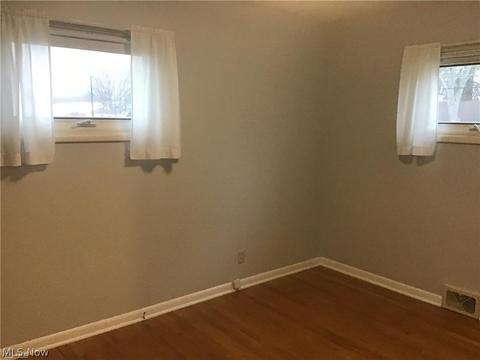 33 Pinehurst Rd, Munroe Falls, OH 44262 photo 11