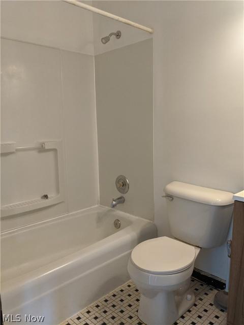 612 Delaware Ave, Elyria, OH 44035 photo 11