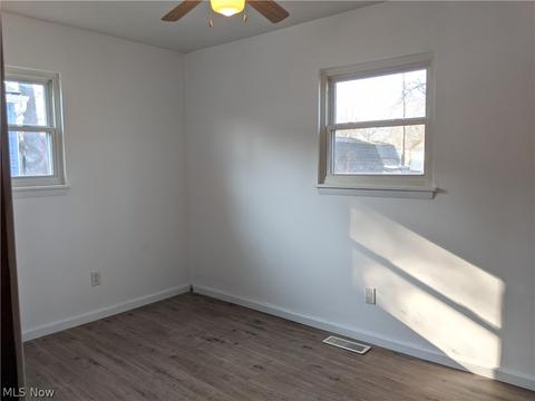 612 Delaware Ave, Elyria, OH 44035 photo 13