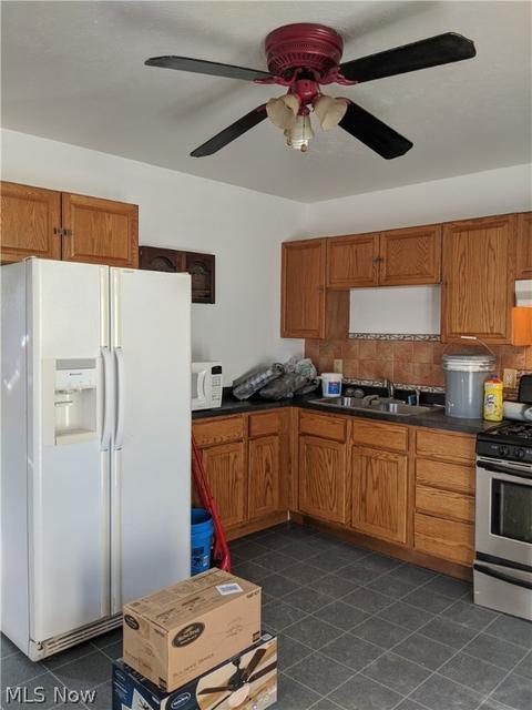 612 Delaware Ave, Elyria, OH 44035 photo 7
