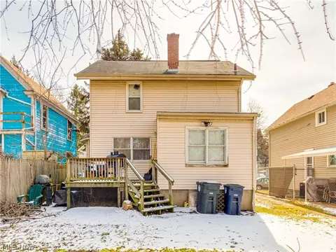 375 E Voris St, Akron, OH 44311 photo 3