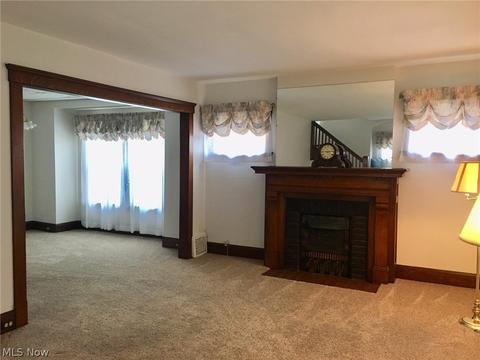 211 Cornell Ave, Elyria, OH 44035 photo 4