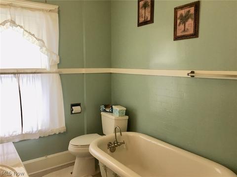 211 Cornell Ave, Elyria, OH 44035 photo 11