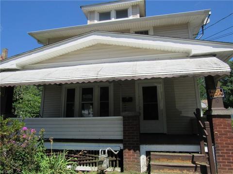 10 Phillips Ct, Elyria, OH 44035 photo 1