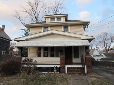 10 Phillips Ct, Elyria, OH 44035 photo 2