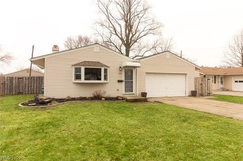 310 Lombardy, Berea, OH 44017 photo 1