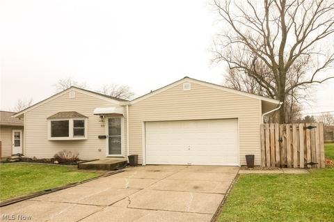 310 Lombardy, Berea, OH 44017 photo 32
