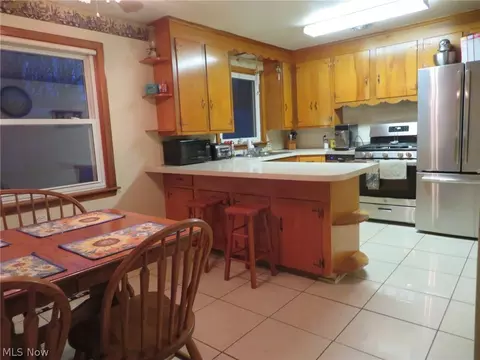 1971 State St NE, Canton, OH 44721 photo 8