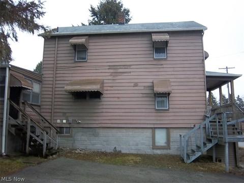 416 Devitt Ave, Campbell, OH 44405 photo 3
