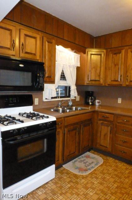 391 Poland Ave, Struthers, OH 44471 photo 6