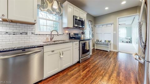 2300 Burnham Rd, Fairlawn, OH 44333 photo 12