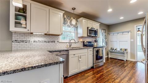 2300 Burnham Rd, Fairlawn, OH 44333 photo 10