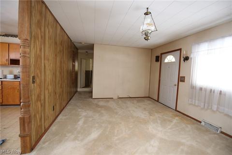 3911 Root Ave NE, Canton, OH 44705 photo 10