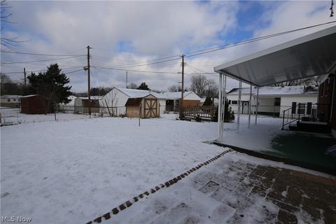 3911 Root Ave NE, Canton, OH 44705 photo 5