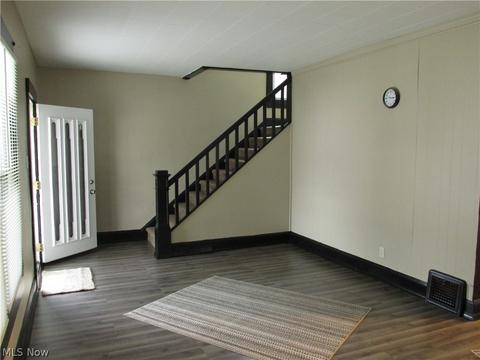 2706 Abbott Pl NW, Canton, OH 44708 photo 3