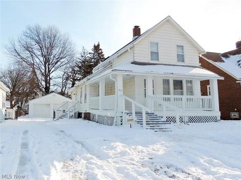 1977 E 224th St, Euclid, OH 44117 photo 1