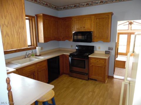 232 3rd St, Lowell, OH 45744 photo 6