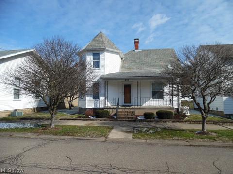 232 3rd St, Lowell, OH 45744 photo 1