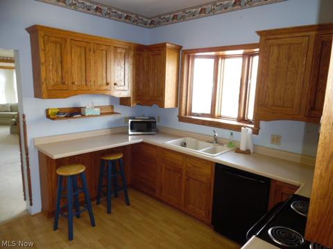 232 3rd St, Lowell, OH 45744 photo 5