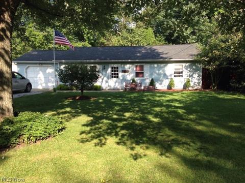 1175 Maple Ave, Madison, OH 44057 photo 1