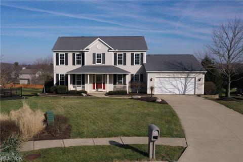 301 Wintercreek Cir, Wadsworth, OH 44281 photo 1