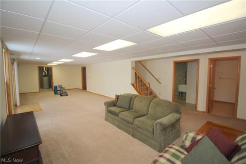 301 Wintercreek Cir, Wadsworth, OH 44281 photo 21