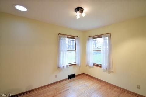 7115 Ridge Rd, Parma, OH 44129 photo 13