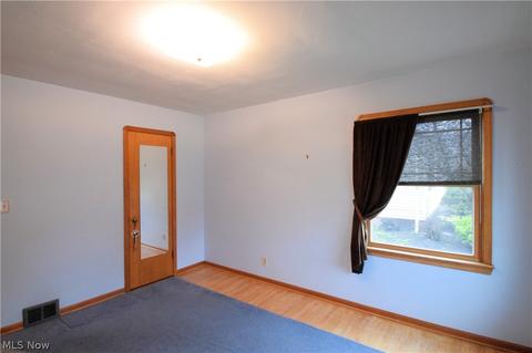 7115 Ridge Rd, Parma, OH 44129 photo 12