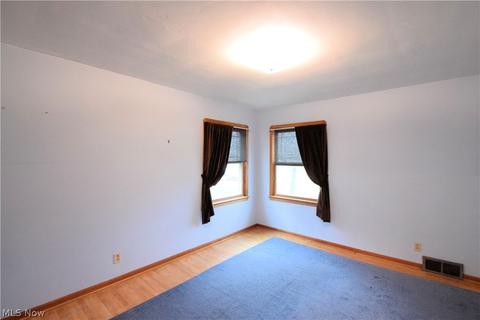 7115 Ridge Rd, Parma, OH 44129 photo 11