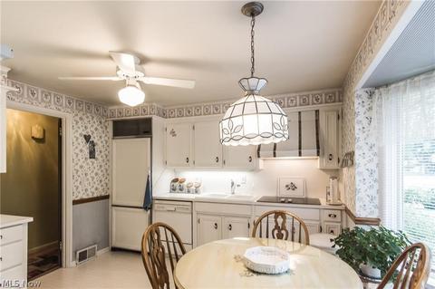 6201 Firestone Ave NE, Canton, OH 44721 photo 7