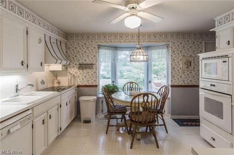 6201 Firestone Ave NE, Canton, OH 44721 photo 5