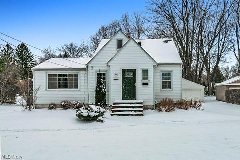 38826 Willodale Dr, Willoughby, OH 44094 photo 1