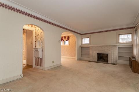 94 E 207th St, Euclid, OH 44123 photo 7