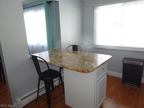 376 Baldwin Dr, Berea, OH 44017 photo 7