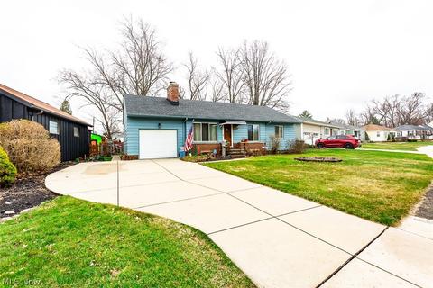 10503 Windham Rd, Parma, OH 44130 photo 2
