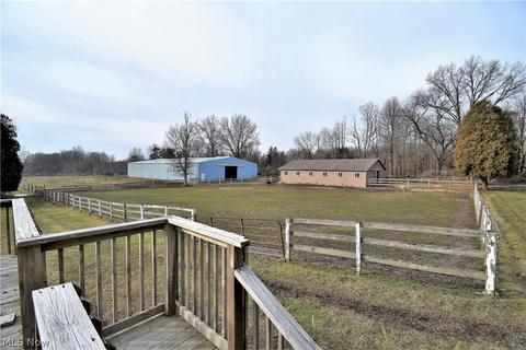 1393 Mount Everett Rd, Hubbard, OH 44425 photo 10