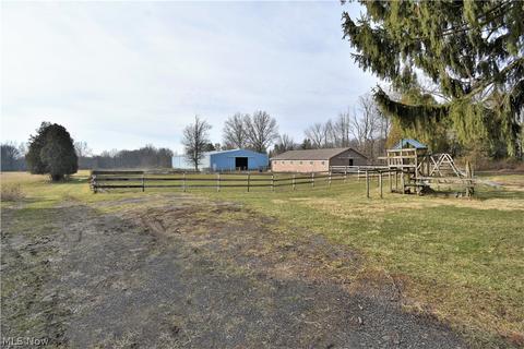 1393 Mount Everett Rd, Hubbard, OH 44425 photo 11