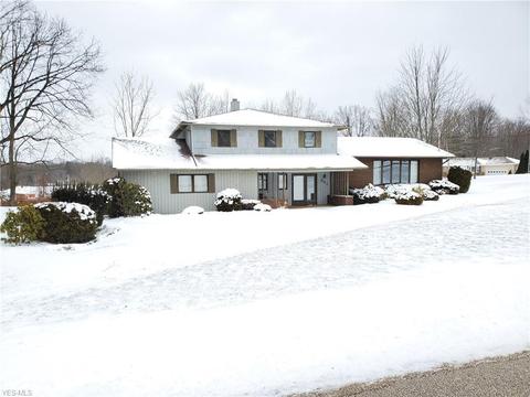 541 Wildwood Dr, Ashtabula, OH 44004 photo 1