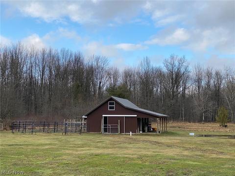 6275 Summers Rd, Windsor, OH 44099 photo 4